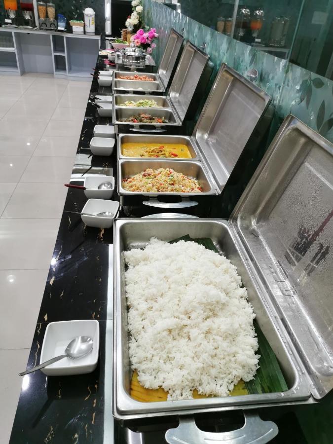 Morakot Twin Chumphon Otel Dış mekan fotoğraf